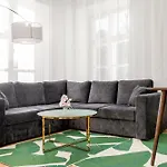 Apartment 2br 98m2 Old Town With Pool Table And Free Parking! *