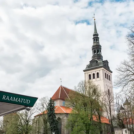 2br 98m2 In Old Town With View And Free Parking! * Tallin