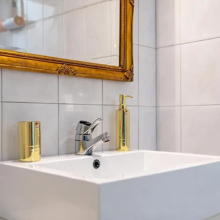 2br 98m2 In Old Town With View And Free Parking! Tallin