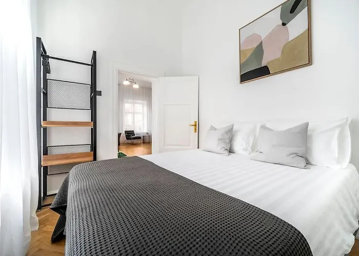 2br 98m2 In Old Town With View And Free Parking! * 塔林