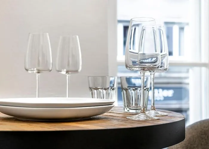 Apartment 2br 98m2 In Old Town With View And Free Parking! *