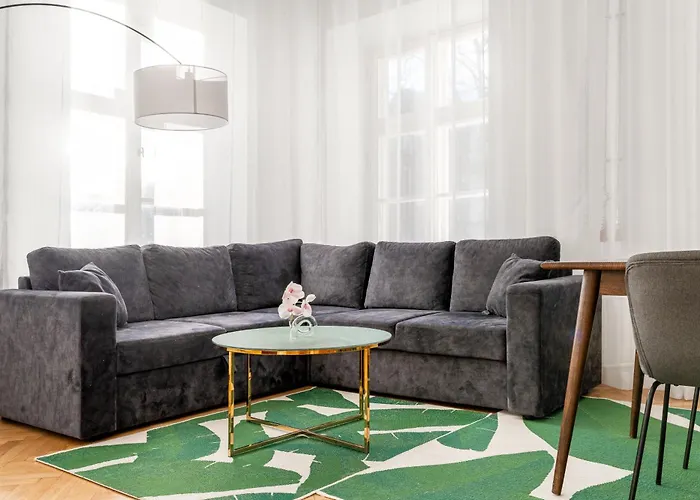 Apartment 2br 98m2 In Old Town With View And Free Parking! *