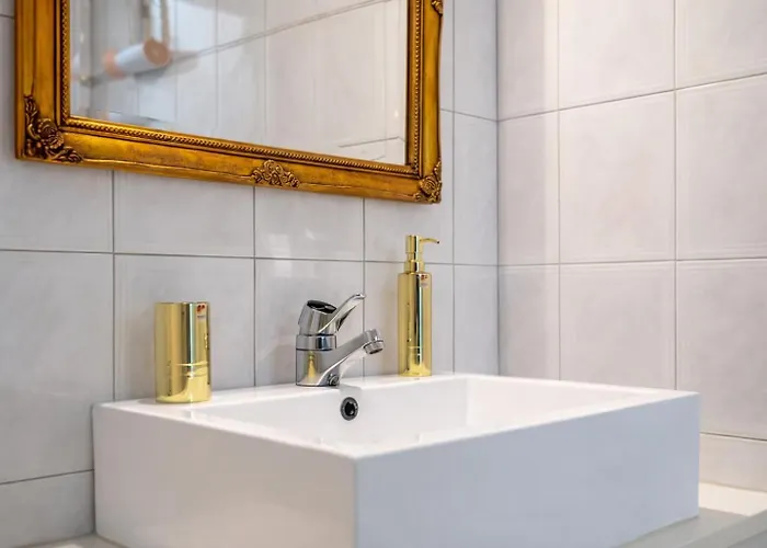 2br 98m2 In Old Town With View And Free Parking! Tallin