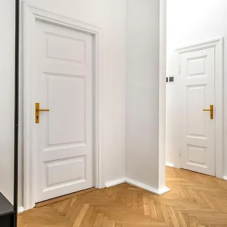 2br 98m2 In Old Town With View And Free Parking! Lejlighed Tallinn